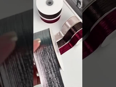 Banda de superfície brilhante, estampada a quente, em raias de ouro e prata