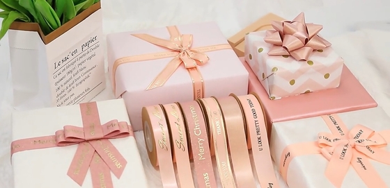 Bom preço. High Tenacity Gift Wrapping Satin Ribbon com logotipo impresso sob medida e folha de ouro rosa on-line