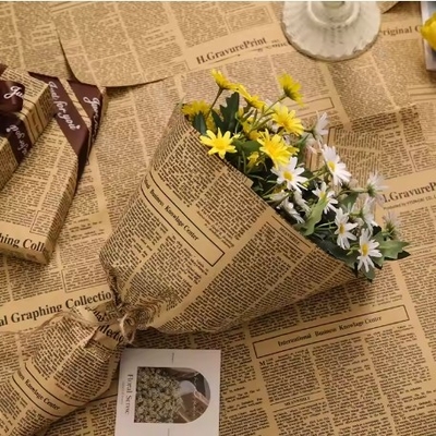 Bom preço. Papel de embalagem de flores impermeável Papel Kraft Design de jornais Muitas cores 50g on-line