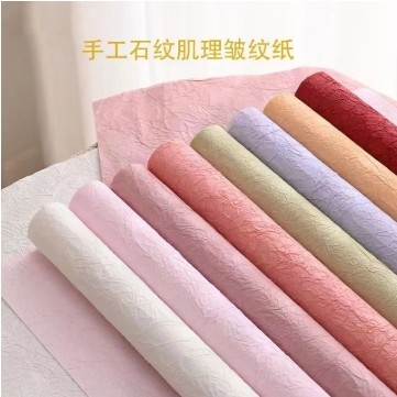 comprar Papel de embrulho de flores de padrão de pedra feito à mão Papel de revestimento de textura de papel plissado Papel de flores de bricolage Buquete de embalagem 56 * 56cm online manufacture
