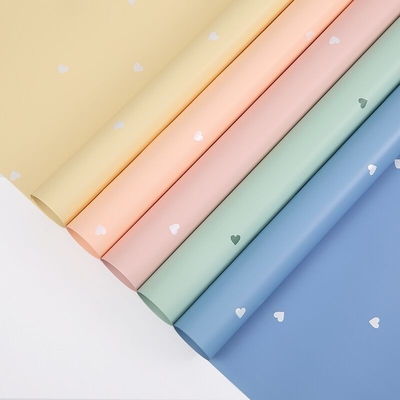 comprar Impressão de coração de Dia dos Namorados Oya Papel à prova d'água de cor sólida Papel de embrulho floral para buquês Florista Grau 56cm*56cm Personalizado online manufacture