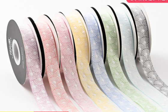Bom preço. Bocado de fita de novo relevo de tecido de concha pequena fita floral especial fita floral material de embalagem fita floral on-line