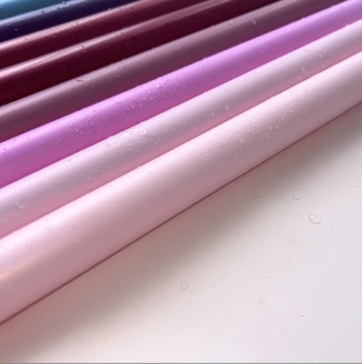 Bom preço. Papel Ouya de dois lados, de duas cores, à prova d'água, papel de embrulho de flores, presente, material de embalagem de buquês, papel de embrulho de flores, por atacado on-line