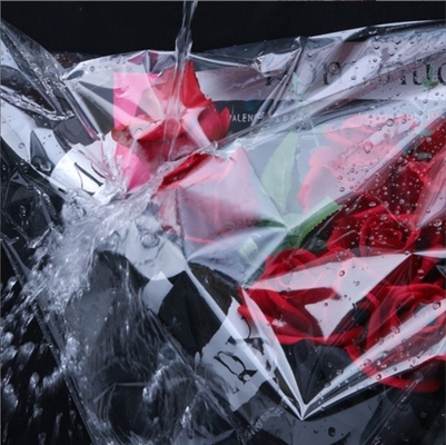 comprar Saco à prova de poeira para buquê de flores frescas Capa de embalagem transparente à prova de vento e à prova d'água 60*70cm Tempo de envio 30-45 dias online manufacture
