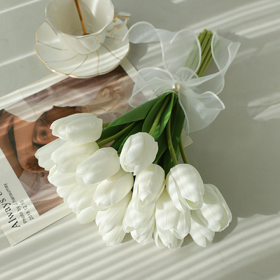 comprar Bouquets de tulipas, flores falsas, flores simuladas, decoração da sala de estar, arranjos florais, flores de seda, flores de plástico, flores da mesa de jantar, arranjos florais online manufacture