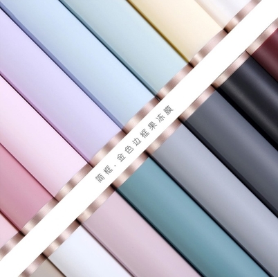 comprar Plástico de estilo coreano de borda dourada de papel de película de geleia de flor de celófano semitransparente Florista de embrulho Bouquet Papel à prova de poeira online manufacture
