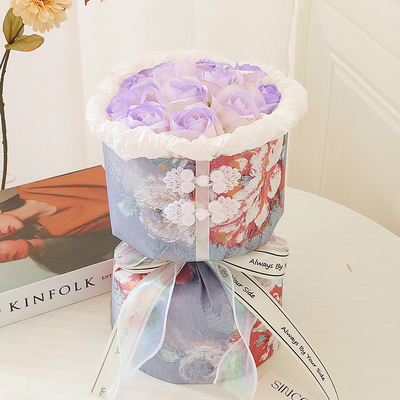 comprar Bouquets de flores, flores artificiais e flores eternas de sabão estilo cheongsam são práticos para dar aos colegas de classe durante a temporada de formatura e à sua namorada no Dia dos Namorados. online manufacture