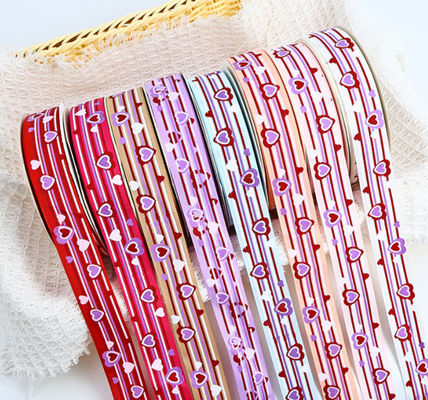 comprar Faixa de bolinhos de amor com nervuras Caixa de bolinhos coloridos Bouquet embalagem de presente Decoração de casamento Caixa de doces Faixa colorida Fabricação em linha