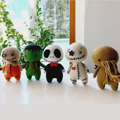 comprar Nova Chegada 10 cm brinquedos de pelúcia de crochê feitos à mão lindo mini Halloween Natal bonecas de malha de algodão tecido de algodão PP para a festa Fabricação em linha