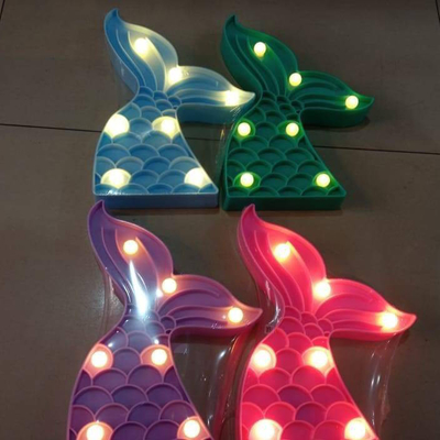 Bom preço. Chapéus de coco clássicos do bolo do feliz aniversario dos artigos da decoração da festa de Natal on-line