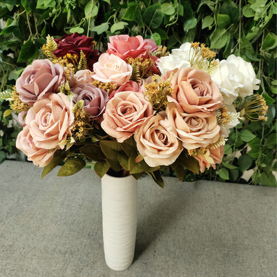 Bom preço. 11 cabeças de rosas artificiais de seda para decoração de casa on-line