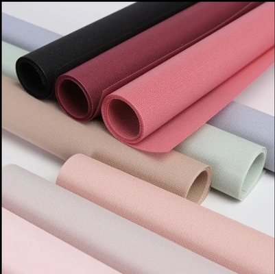 Bom preço Papel de embrulho de flores de folha de plástico de 70 a 80 gm com impressão a cores sólidas on-line