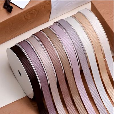 Bom preço. Yama fita de estoque clássico castanho claro chocolate grosgrain fita de rolo para caixa de presente warp on-line