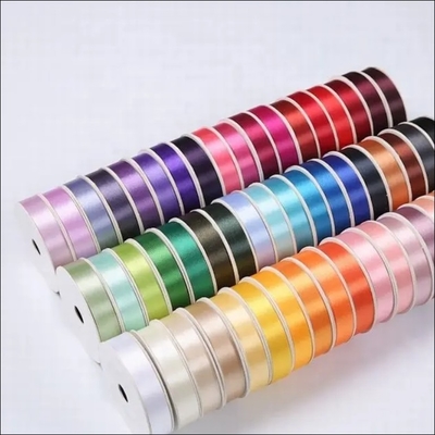 Bom preço. Poliéster de decoração de presente fita satinada 10mm 100mm Custom Roll para embalar o Natal on-line