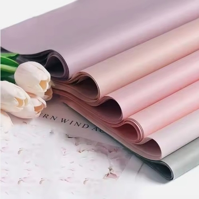 Bom preço Papel de embrulho de buquê de flores à prova d'água Coreano Papel de embrulho de tecido para embalagem de Natal on-line