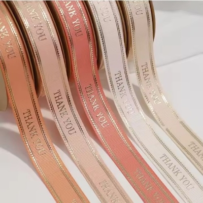 Bom preço. Folha de poliéster de ouro personalizada com fita de marca com logotipo 3D para Natal e aniversário on-line