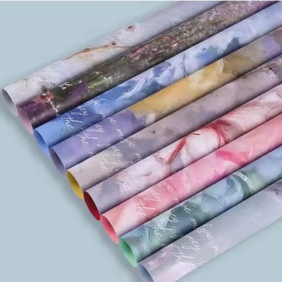 Bom preço 50g de papel de embalagem de designers impermeável a quente para flores on-line
