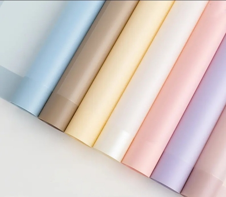 Bom preço. 2024 Shinewrap Factory preço direto Venda Quente Folha de papel de embalagem de flores de cor sólida Bouquet Florista Papel de embalagem de presente on-line