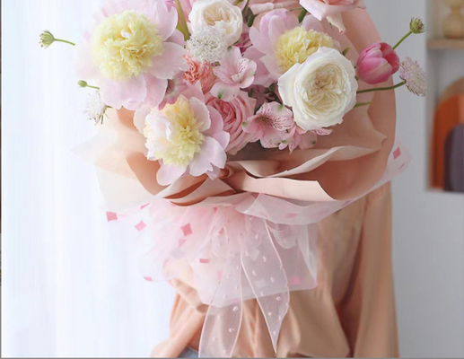Bom preço. Cinturão de gaze de sombra de flores, material de decoração de flores de algodão borbulhante, gravata de buquê, embalagem de presente, fita de polka, uso em floristas on-line