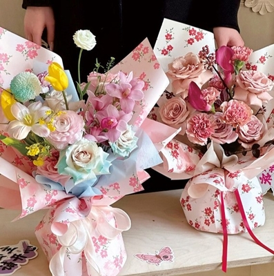 Bom preço. Papel de embalagem floral de primavera, papel de embalagem espessado para buquetes de flores frescas, papel de embalagem impresso à prova d'água, embalagem floral artesanal on-line