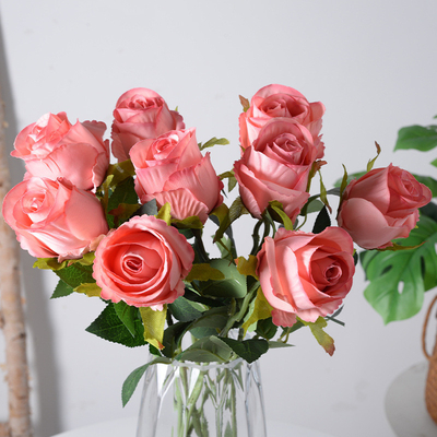 Bom preço. Artigos de decoração e adereços fotográficos para a sala de estar de casamentos de rosas simulados on-line
