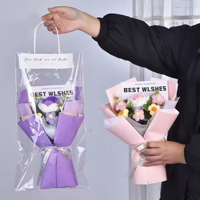 Bom preço. Bouquet de flores artificiais de crochê feito à mão Dia dos Namorados Dia de Ação de Graças Graduação Dia da Mãe Páscoa Natal Ano Novo on-line