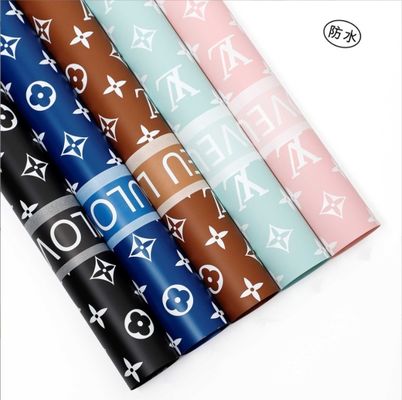 Bom preço. Novo papel de embrulho de flores de marca high-end, papel de arte à prova d'água, papel de embrulho de rosas high-end, materiais de bricolage para buquês de flores em lojas de flores on-line