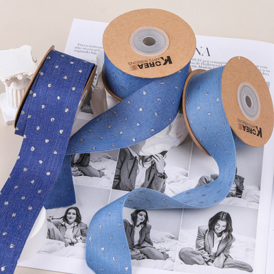 Bom preço. Pontos de ouro e de prata ferrados, cordas de denim, acessórios para o cabelo, materiais feitos à mão, presentes, embalagens de flores, sapatos, flores, chapéus de erva, arcos, fitas on-line