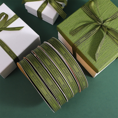 Bom preço. Embalagem de presente verde militar fita carta fita caixa de presente fita flor fita de cozimento fita de 1,5 cm fita atacado on-line