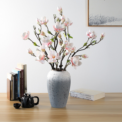 Bom preço. Flores artificiais de magnólia, flores falsas de magnólia, novos ornamentos de estilo chinês para a sala de estar, decoração da mesa de jantar. on-line