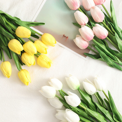 Bom preço. Simulação de flores de tulipas, flores artificiais de estilo nórdico, mini ornamentos florais de seda, arte floral, arranjos florais frescos e simples, celebrações de casamento no Instagram on-line
