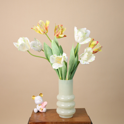 Simulação de tulipas feitas à mão Bonsai de flores para decoração doméstica e fotografia de casamento Requisitos em várias cores
