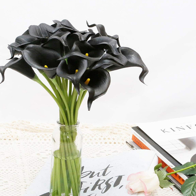 Bom preço. Vendas directas por fábrica de mini-lírios de calla simples de PU, flores artificiais, venda por grosso de flores de decoração de casa de qualidade para casamentos e festivais on-line