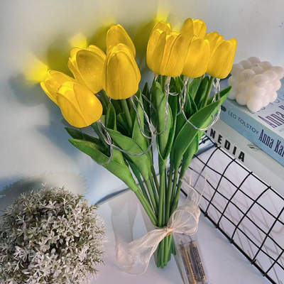Bom preço. Lâmpadas transfronteiriças simuladas com fitas de flores, luzes noturnas iluminadas a LED de tulipas, iluminação ambiente, presentes de férias, atmosfera de cerimónia à beira do leito on-line