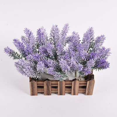 Bom preço. Simulação de decoração de buquê de lavanda on-line
