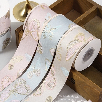 Bom preço. Estampação a quente fita de amor borboleta, fita de arco feito à mão, fita de material de bricolage, fita de embalagem de caixa de presente de casamento on-line