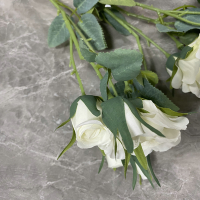 Bom preço. 5 Rosas de sonho Casamento Decoração de flores portáteis Arranjo de flores Ornamento floral seco Simulação Rose Bundle on-line