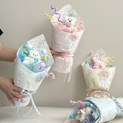 Bom preço. Bouquets de flores acabados de cordeiro para o Dia dos Namorados e presentes de aniversário para os melhores amigos e namoradas no Dia das Crianças on-line