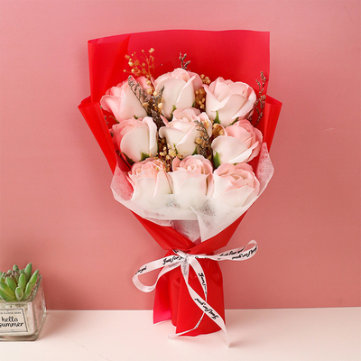 Bom preço. Sabões de presente para o Dia dos Namorados transfronteiriços, buquês de rosas, produtos acabados, presentes criativos para o Dia da Mulher e para o Dia da Mãe, por grosso para o comércio exterior on-line