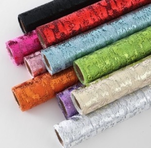 Bom preço. Papel de Embalagem Floral Vazado com Fios Dourados e Cores Variadas, Papel Especial on-line