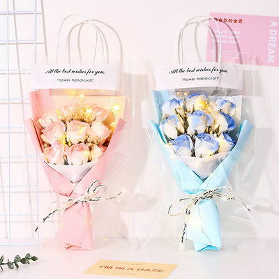 Bom preço. Época de formatura, flores eternas, rosas, ásteres, flores secas, sabonetes finalizados, flores, aniversário, Dia dos Namorados, 520, pequenos presentes para montar uma banca on-line