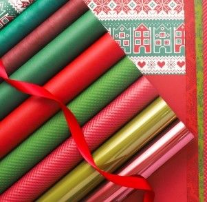 Bom preço. Papel de Embalagem Floral Impermeável da Série Vermelha e Verde de Natal, Vibrante e Impermeável on-line