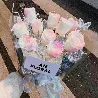 Bom preço. Bouquet de flores de sabão de rosa de sereia de estilo de nicho, rosas artificiais perfumadas artesanais para o Dia dos Namorados, Dia das Mães, aniversário e presentes de feriados on-line