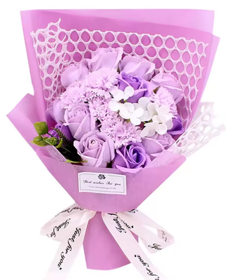 Bom preço. Flor de sabão de cravo Bouquet de hortênsia Bouquet de sabão rosa Caixa-presente on-line