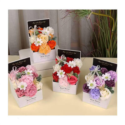 Bom preço. Caixa de flores de sabão de tecido em caixa, caixa de presente de rosa de sabão mini para o dia dos namorados mãe pai Natal formatura casamento de Halloween on-line