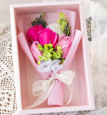 Bom preço. Romântico Rosa Eterna Sabão Bouquet Flor Caixa de presente para ela Flor perfumada Preservada Aniversário aniversário Dia dos Namorados Gif on-line