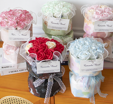 Bom preço. Rosa Eterna Sabão de Flores Finito e Fabricado à Mão Bouquet Tanabata Meninas do Dia dos Namorados on-line
