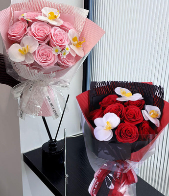 Bom preço. Sabão de flores de rosa com caixa de presente Dia dos Namorados Dia das Mães Sabão de flores de rosas Bouquet Bouquet Sabão Flores on-line