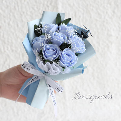 Bom preço. Grosso Bolso de Rosa de Sabão Flor de presente Caixa Bouquet Com Estrela Lâmpadas de Cordel Eco-Friendly Sabão Artificial Rosa Para o Dia das Mães Natal Natal presente on-line