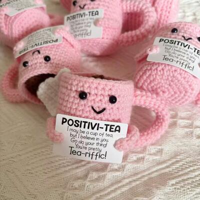 Bom preço. Brinquedo de crochê feito à mão Amigurumi Doll apoio positivo brinquedo artificial para a Páscoa Ano Novo Graduação Natal on-line